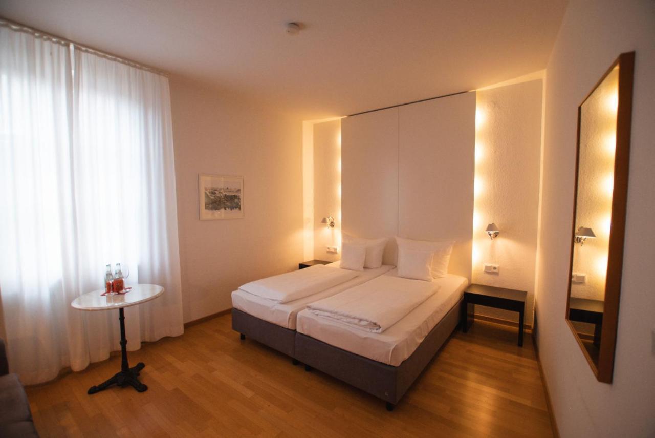 Hotel Am Main فيتسوخهيم المظهر الخارجي الصورة